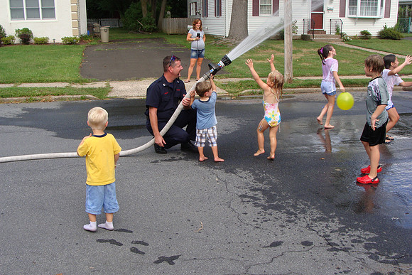 9-13-08 Corinthian Ave Block Party 033