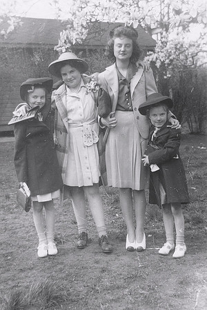 Mom Aunt Edie Aunt Helen and WHO