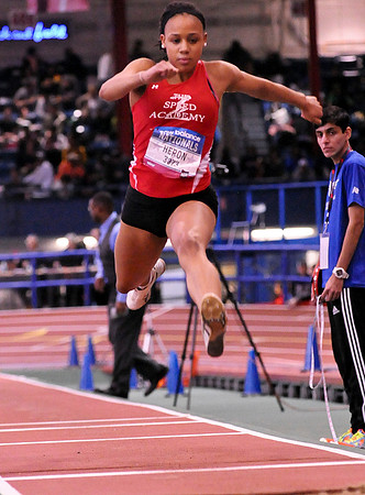 NB2014Nationals-TripleJump-Girls-046