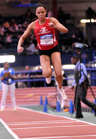 NB2014Nationals-TripleJump-Girls-045