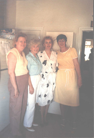 Mom and Friends 1987