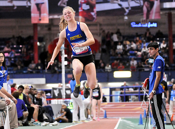 NB2014Nationals-TripleJump-Girls-028