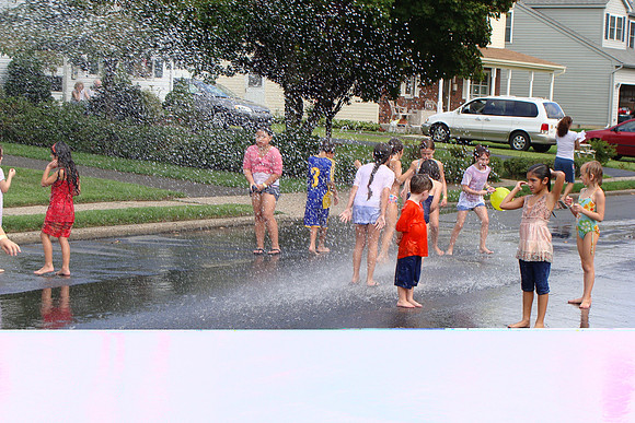 9-13-08 Corinthian Ave Block Party 038