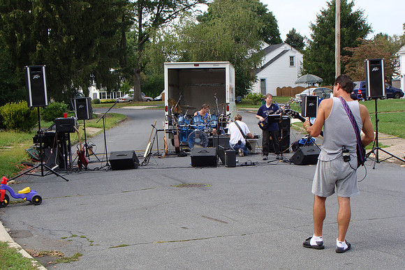 9-13-08 Corinthian Ave Block Party 058