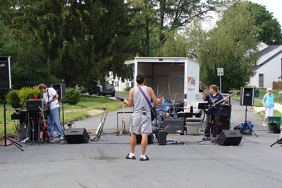 9-13-08 Corinthian Ave Block Party 060