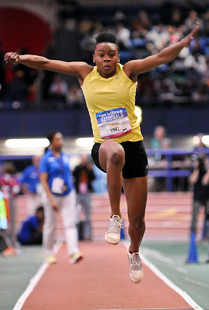 NB2014Nationals-TripleJump-Girls-191
