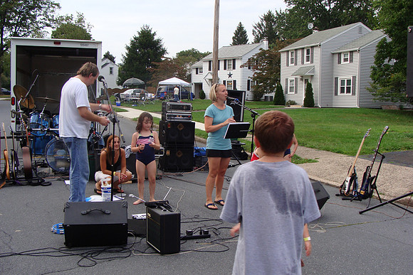 9-13-08 Corinthian Ave Block Party 079
