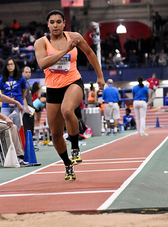 NB2014Nationals-TripleJump-Girls-098