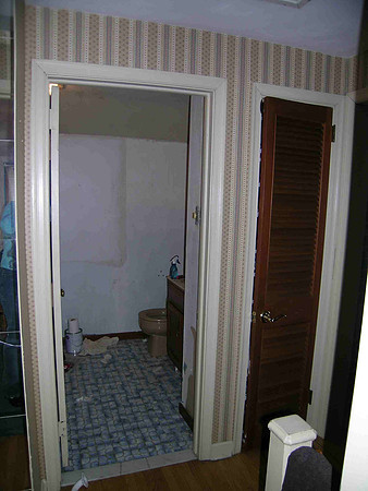 512 Main Bath 1105 03