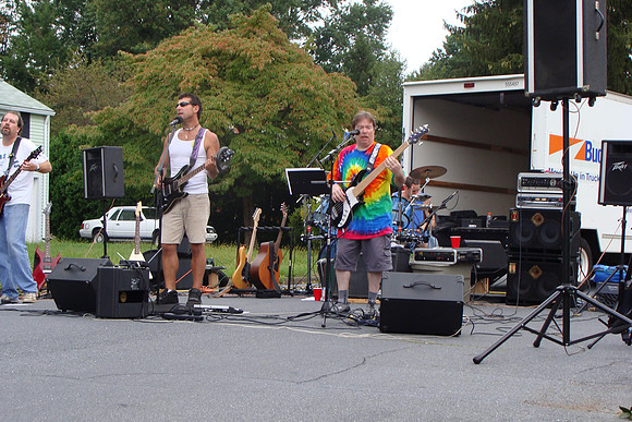 9-13-08 Corinthian Ave Block Party 074