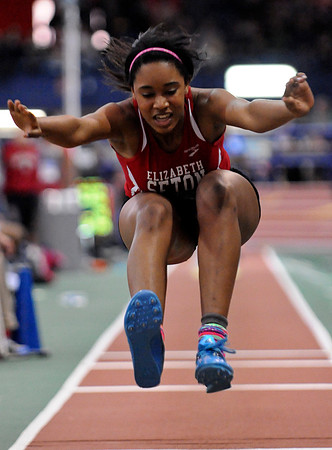 NB2014Nationals-TripleJump-Girls-143