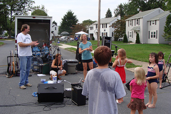 9-13-08 Corinthian Ave Block Party 080