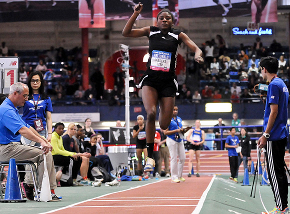 NB2014Nationals-TripleJump-Girls-027