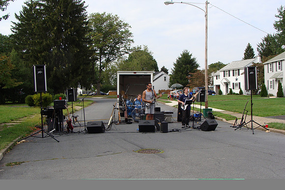 9-13-08 Corinthian Ave Block Party 065