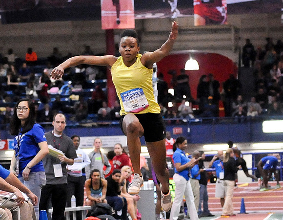NB2014Nationals-TripleJump-Girls-112