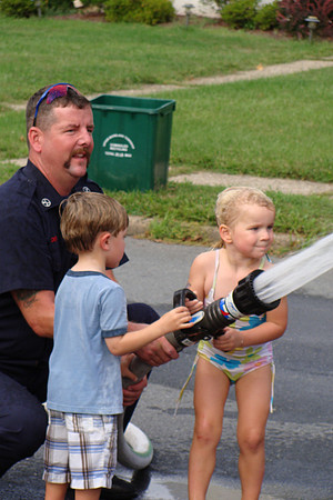 9-13-08 Corinthian Ave Block Party 052