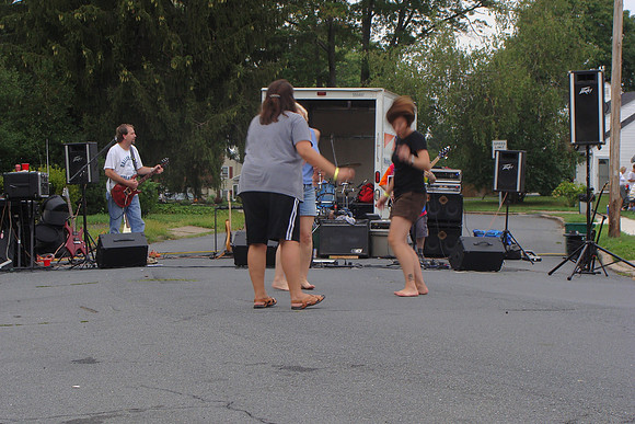 9-13-08 Corinthian Ave Block Party 072