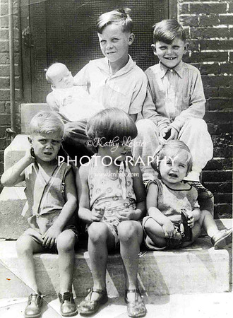 Dad Brothers Sisters (1)