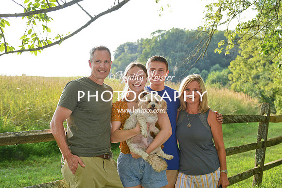 Leister Family Portrait 2019 02