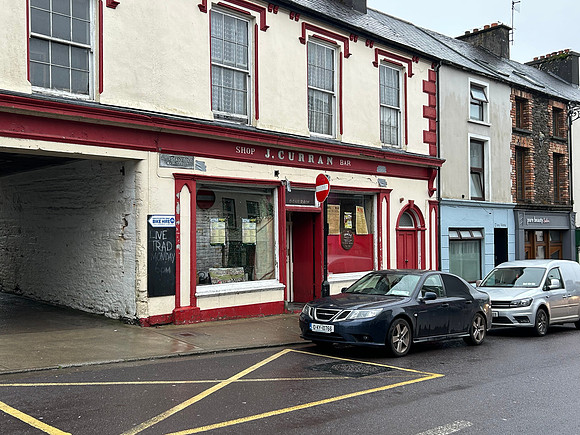 James Curran Bar Dingle 8-8-24 001