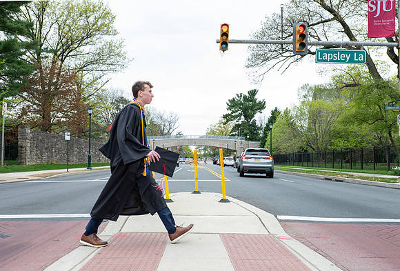 4-21-25 HJaffe SJU Grad 026