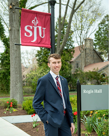 4-21-25 HJaffe SJU Grad 023