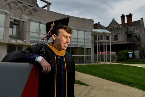 4-21-25 HJaffe SJU Grad 009